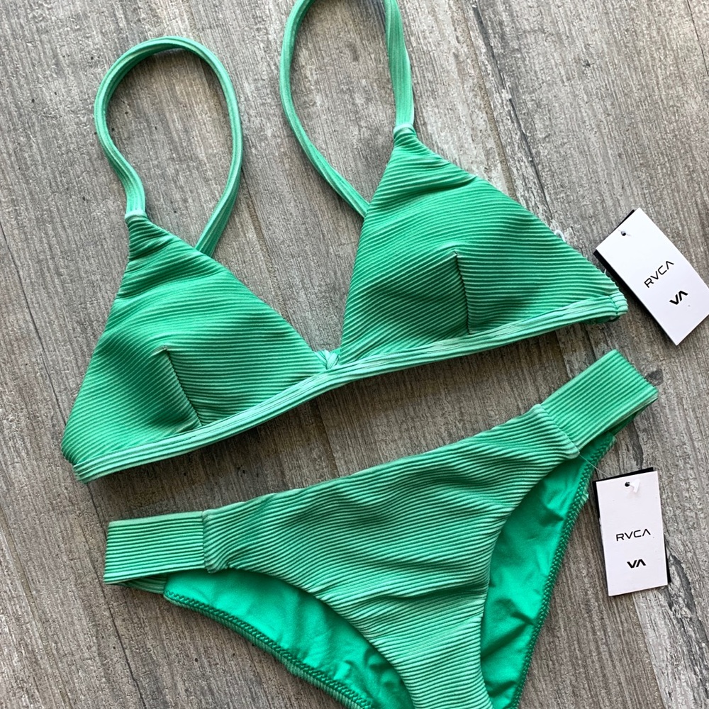 🔥🔥RVCA - SALT WASH TRI MEDIUM BIKINI SET🔥🔥